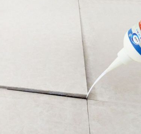 凤凰瓷砖空鼓维修公司分享卫生间瓷砖脱落的原因可能有以下几点